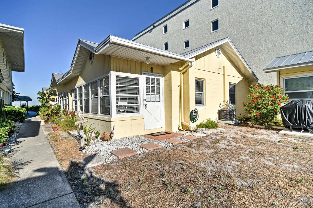 Indian Shores Cottage With Cabana - Steps To Beach! Clearwater Beach Exteriér fotografie